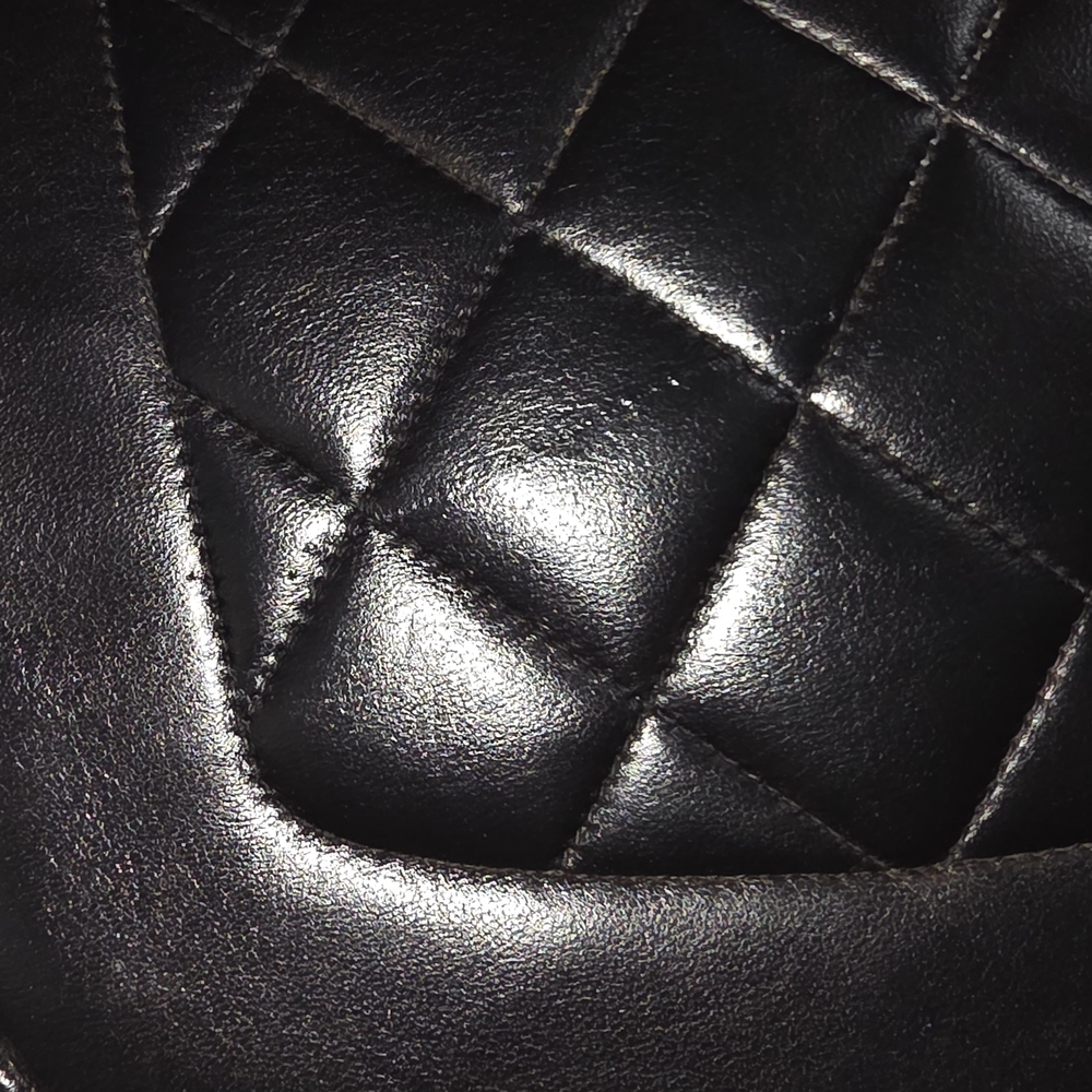 Chanel Diana In Lambskin Leather - Picture 6 of 10
